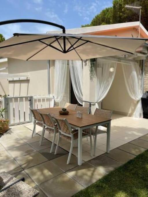 ואלדוריה Zaffiro Casa Vacanze Al Mare מראה חיצוני תמונה